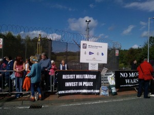 Scottish Network for Peace Banners at Faslane Nuclear Submarine base 20.09.2014.
